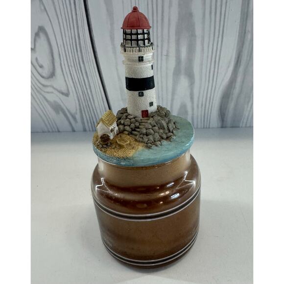 Yankee Candle Retired Black Band *BUTTERCREAM*  Small with Lighthouse Topper - Picture 3 of 6